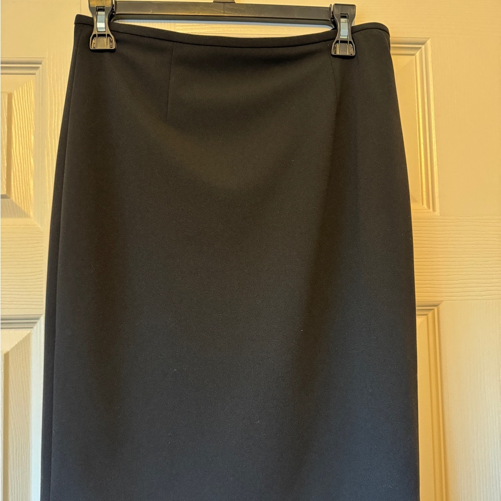 NWT size 2 Calvin Klein black skirt